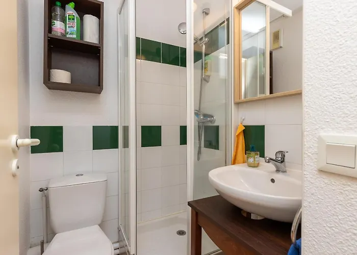 Blue Pinsolle - Appt Avec Piscine Partagee Lejlighed *